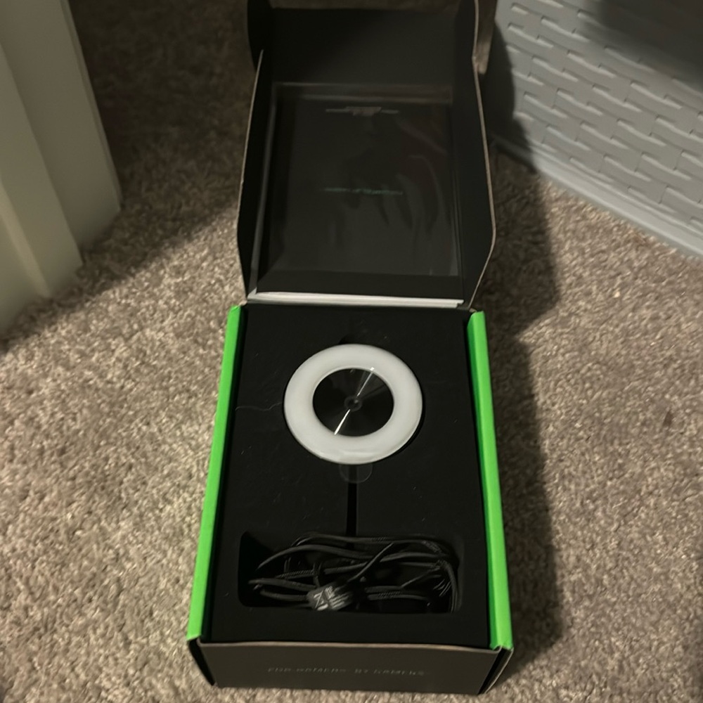 KIYO razer broadcasting camera with illumination WebCam